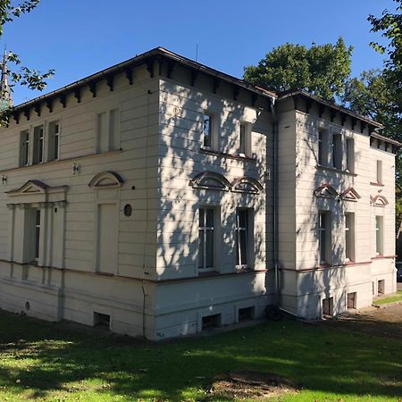Apartamenty Przy Zamkowej W Walbrzychu Bagian luar foto