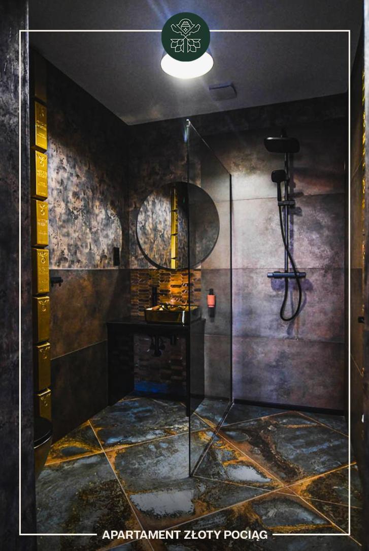 Apartamenty Przy Zamkowej W Walbrzychu Bagian luar foto